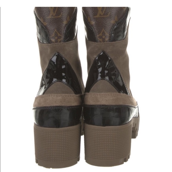Louis Vuitton Combat boots - Picture 2 of 3
